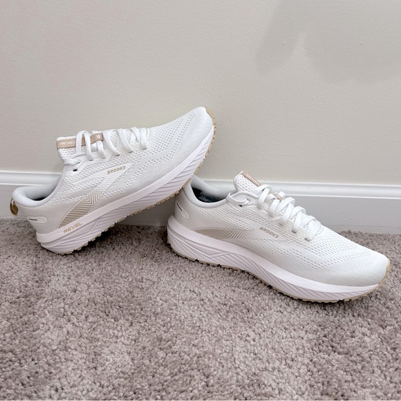 Brooks Revel 6 - Picture 4 of 6